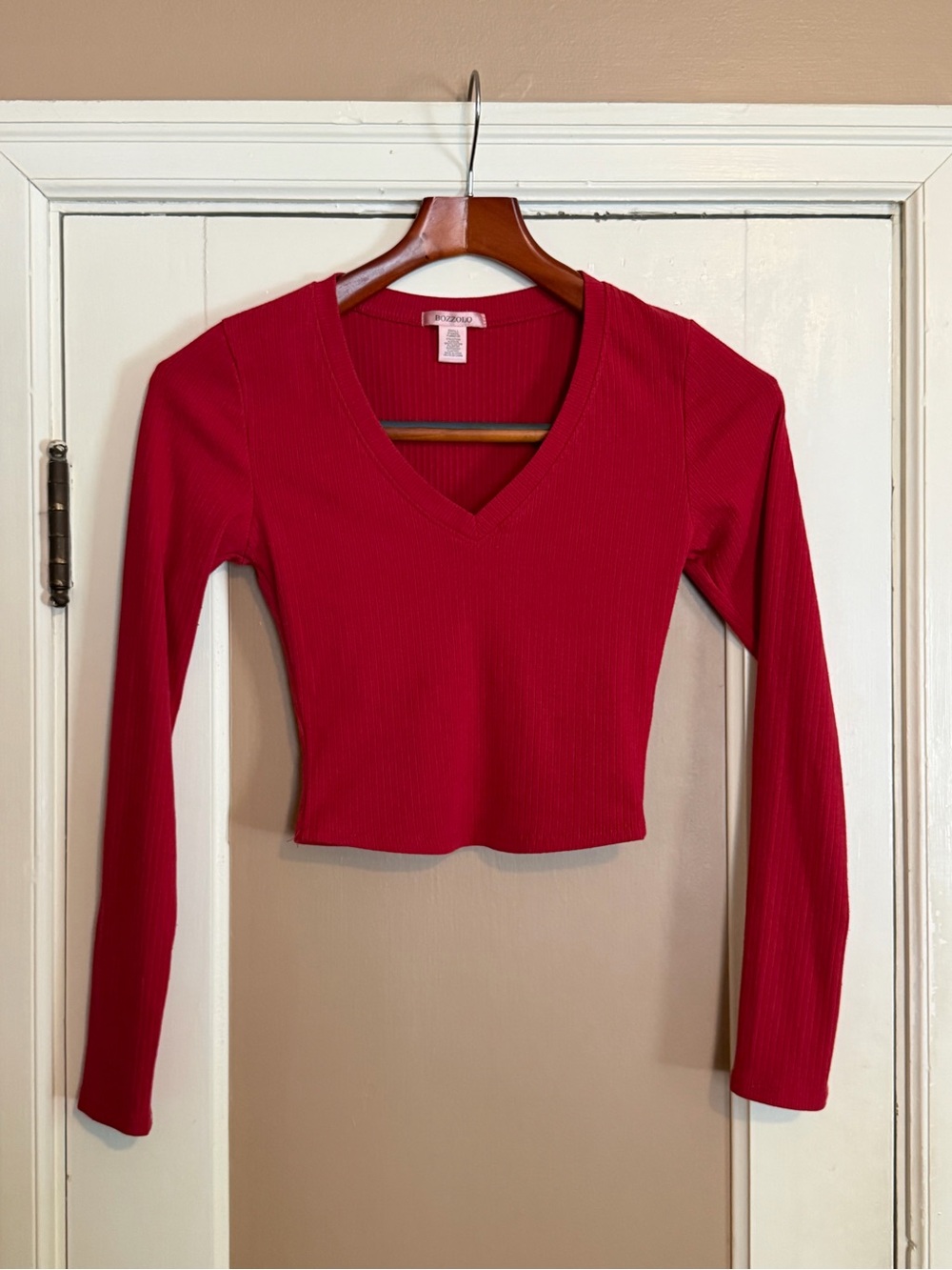 Bozzolo Red Ribbed V-Neck Long Sleeve Crop Top